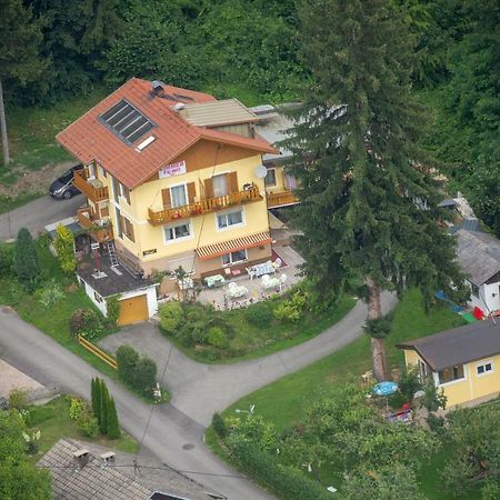 Fruehstueckspension Blasge Bodensdorf Exterior foto